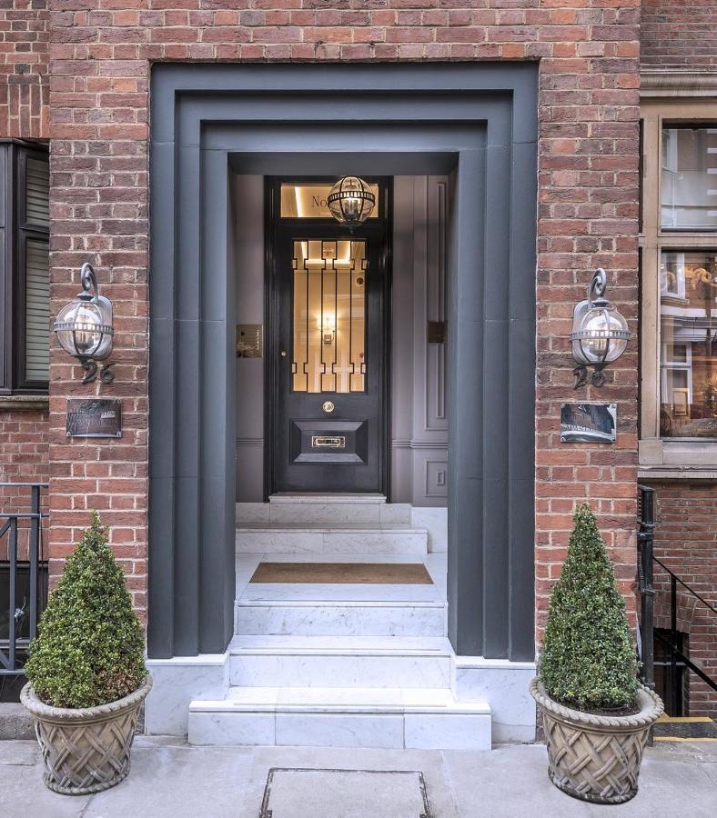 The Capital Hotel, Apartments & Townhouse Londýn Exteriér fotografie The entrance to the house