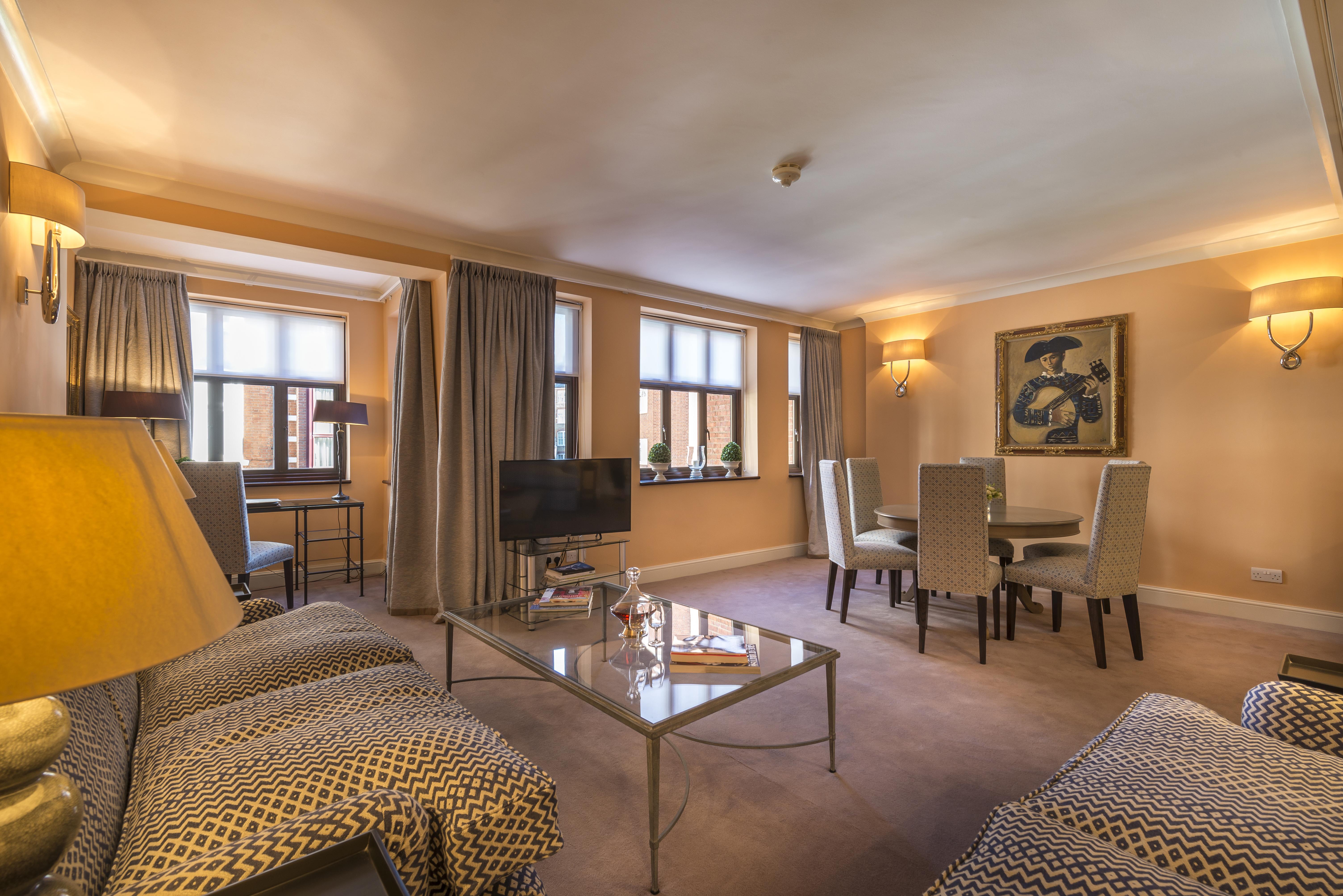 The Capital Hotel, Apartments & Townhouse Londýn Exteriér fotografie A suite at the hotel