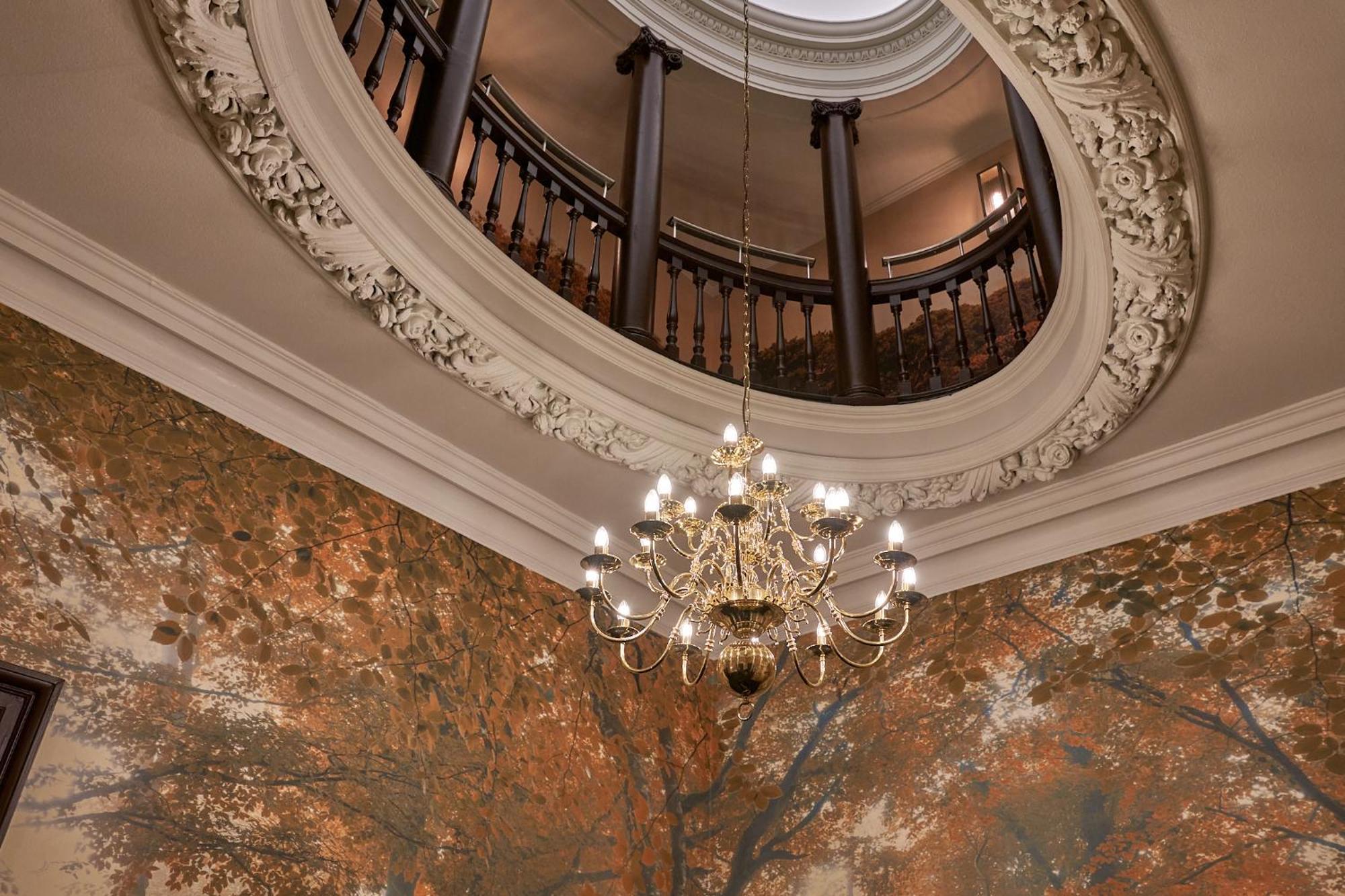 The Capital Hotel, Apartments & Townhouse Londýn Exteriér fotografie The staircase